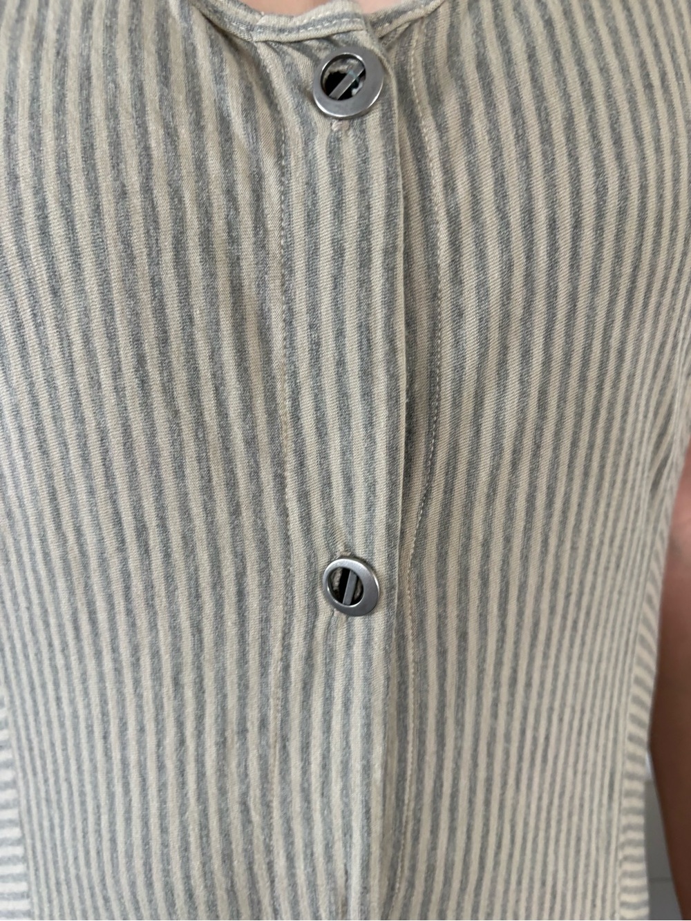 Fenini Sleeveless Tan & Gray Striped Midi Dress w Gathered Hemline & Pockets (M) - Picture 8 of 9
